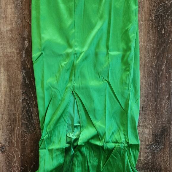 Retrofete Margot Dress Green Size Medium Silk Blend Open Back NWT - Picture 5 of 14